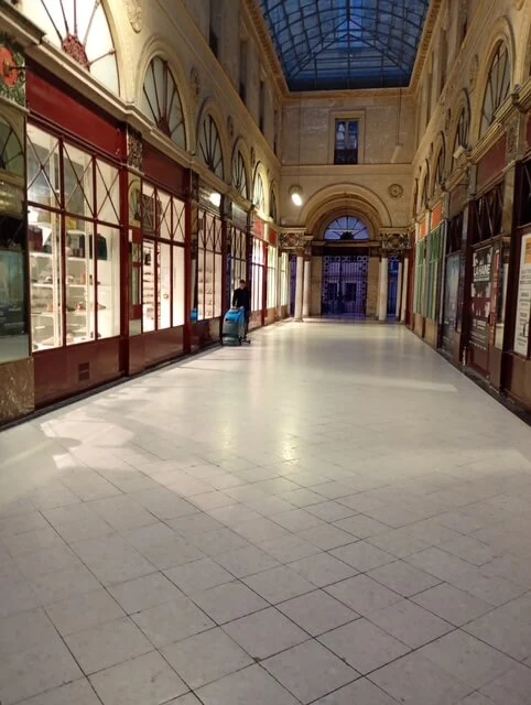 Gironde Hygiene Services Entreprise De Nettoyage A Bordeaux 5 Ans Deja A Faire Briller La Galerie Bordelaise